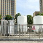 医用制氧站建设方案的选择：制氧机、汇流排与液氧罐的比较